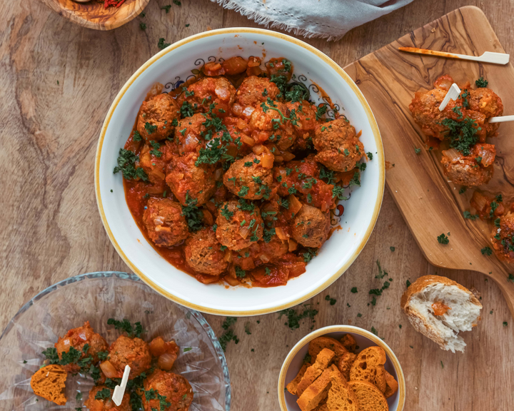 Gehaktballetjes in tomatensaus